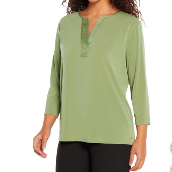 Banana Republic Green Mandarin Collar Blouse - Picture 4 of 9